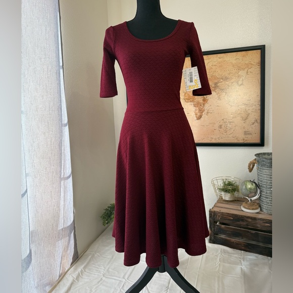 LuLaRoe Dresses & Skirts - Lularoe Nicole dress size XXS